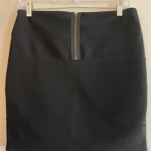 Black Forever 21 Bandage skirt - Picture 3 of 4